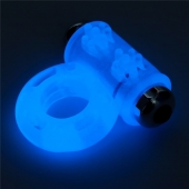Голубое, светящееся в темноте эрекционное виброкольцо Lumino Play Vibrating Penis Ring - Lovetoy - в Новокузнецке купить с доставкой