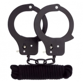 Чёрные наручники из листового металла в комплекте с веревкой BONDX METAL CUFFS LOVE ROPE SET - Dream Toys - купить с доставкой в Новокузнецке