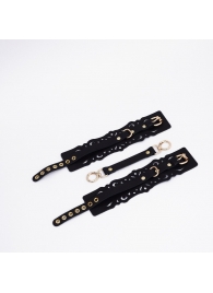 Черный кожаные оковы с узорами и золотистой фурнитурой - Crazy Handmade - купить с доставкой в Новокузнецке Черный кожаные оковы с узорами и золотистой фурнитурой - Crazy Handmade - купить с доставкой в Новокузнецке