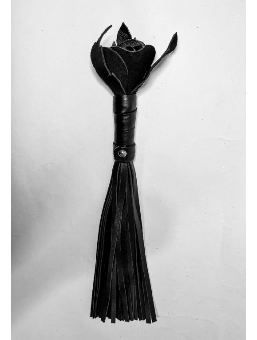 Черная кожаная плеть с розой в рукояти - 40 см. - БДСМ Арсенал - купить с доставкой в Новокузнецке