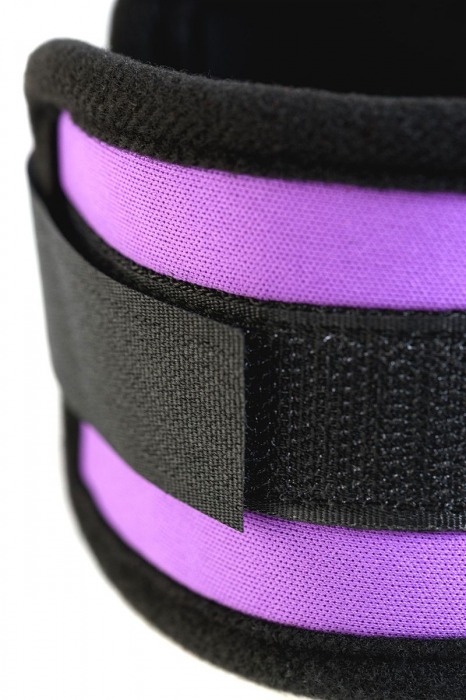 Наручники из неопрена фиолетового цвета - ToyFa - купить с доставкой в Новокузнецке