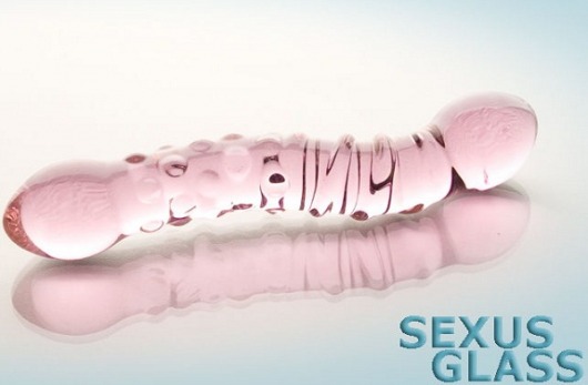 Двусторонний розовый фаллос  с рёбрами и точками - 19,5 см. - Sexus купить с доставкой в интернет-магазине Orgasmix в Новокузнецке Двусторонний розовый фаллос  с рёбрами и точками - 19,5 см. - Sexus